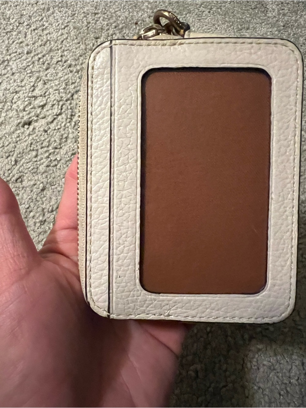 Coach Cream Pebbled Leather Card Holder with Gold Logo and Key Ring - Picture 2 of 10